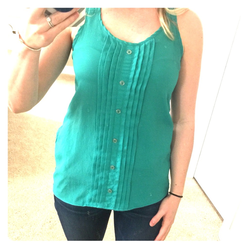 Lush teal tank